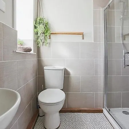 Detached House In The Centre Of Vakantiehuis Harrogate