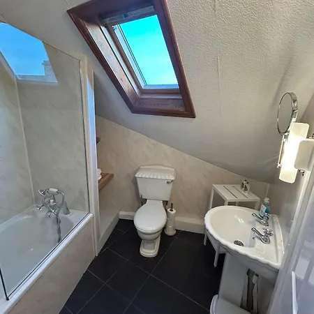 Detached House In The Centre Of Vakantiehuis Harrogate